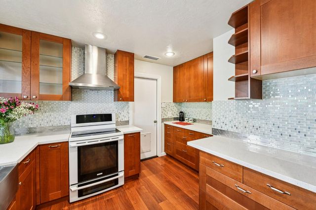 1371 Martin Ln, Placerville, CA 95667