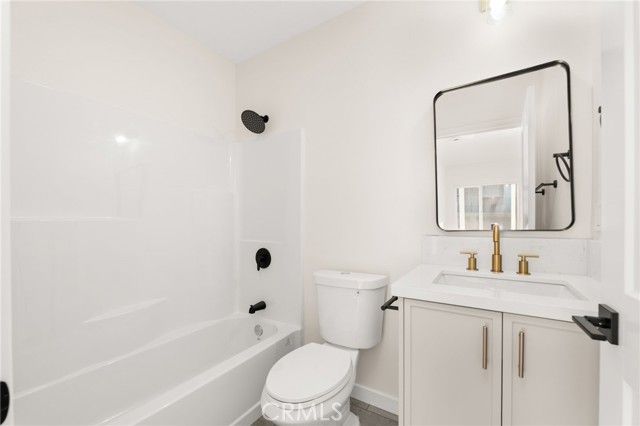 2151 Euclid Avenue, Long Beach, CA 90815