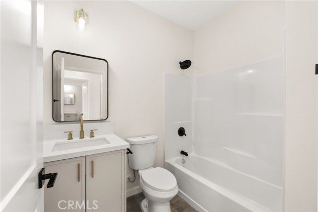 2151 Euclid Avenue, Long Beach, CA 90815