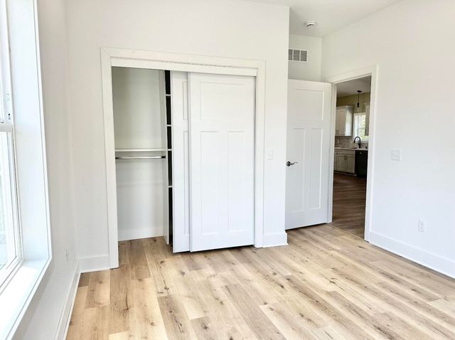 97 Sparrow Lane, Shell Knob, MO 65747