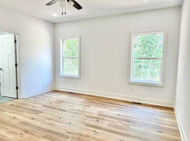 97 Sparrow Lane, Shell Knob, MO 65747