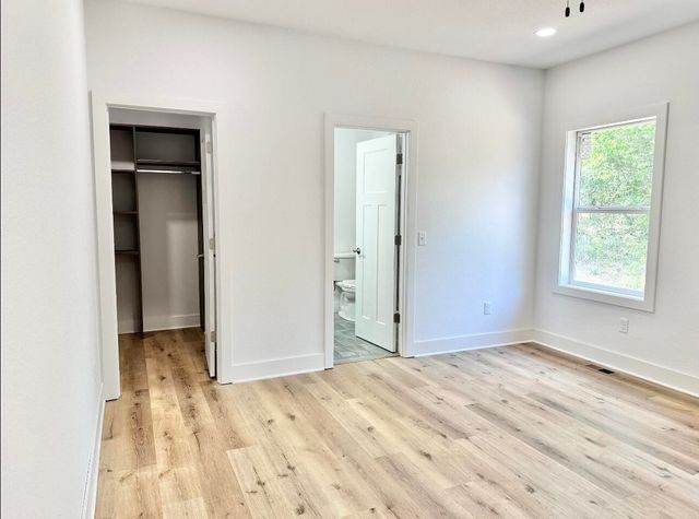 97 Sparrow Lane, Shell Knob, MO 65747