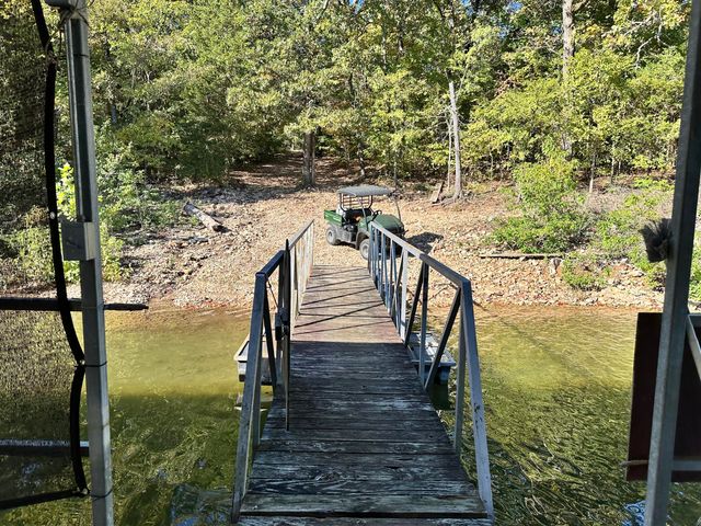 97 Sparrow Lane, Shell Knob, MO 65747