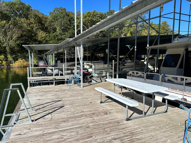 97 Sparrow Lane, Shell Knob, MO 65747