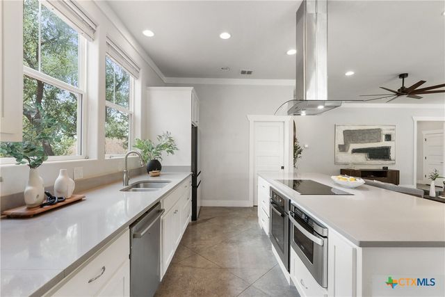 15204 Parakeet Street, Austin, TX 78734