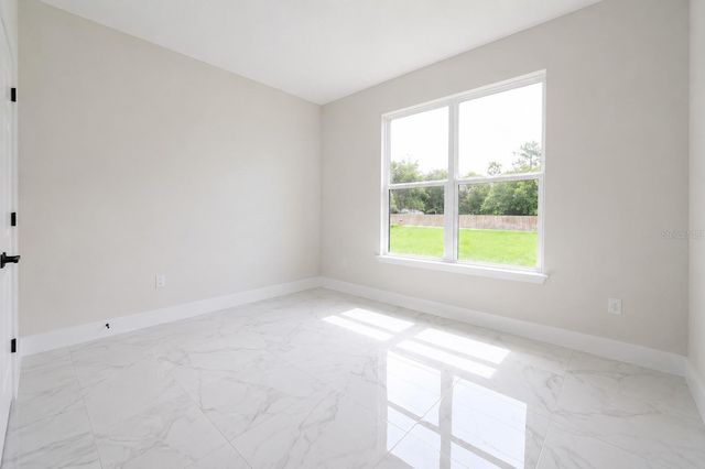 11586 SW 49TH AVENUE, Ocala, FL 34476