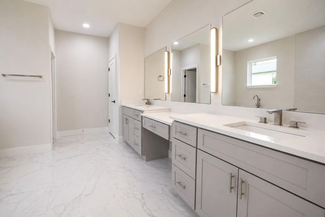 11586 SW 49TH AVENUE, Ocala, FL 34476