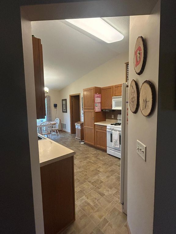 1410 Presidential Drive, Northfield, MN 55057 — photo 5