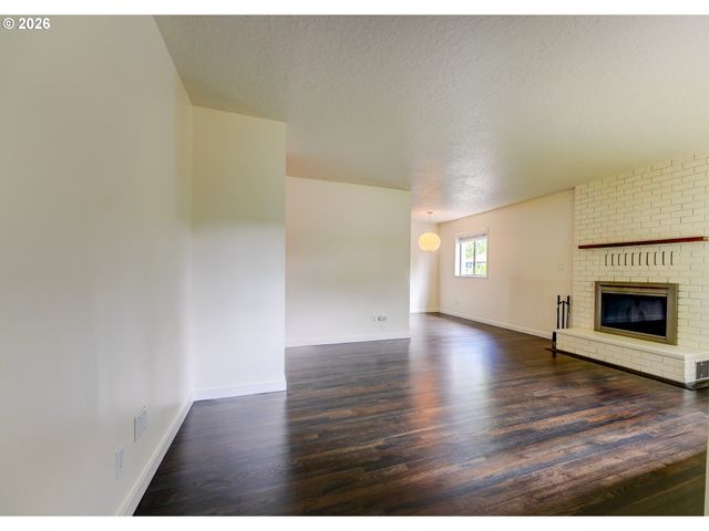 124 Ne 143RD Ave, Portland, OR 97230
