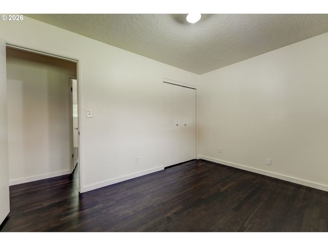 124 Ne 143RD Ave, Portland, OR 97230