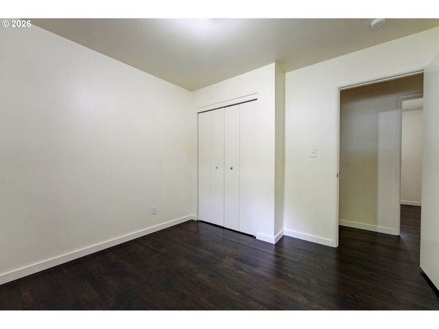124 Ne 143RD Ave, Portland, OR 97230
