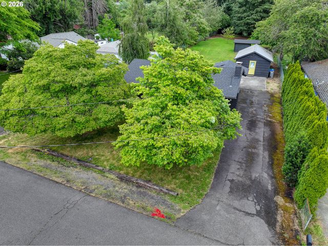 124 Ne 143RD Ave, Portland, OR 97230