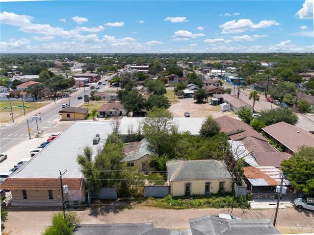 204 W San Antonio Street, Rio Grande City, TX 78582