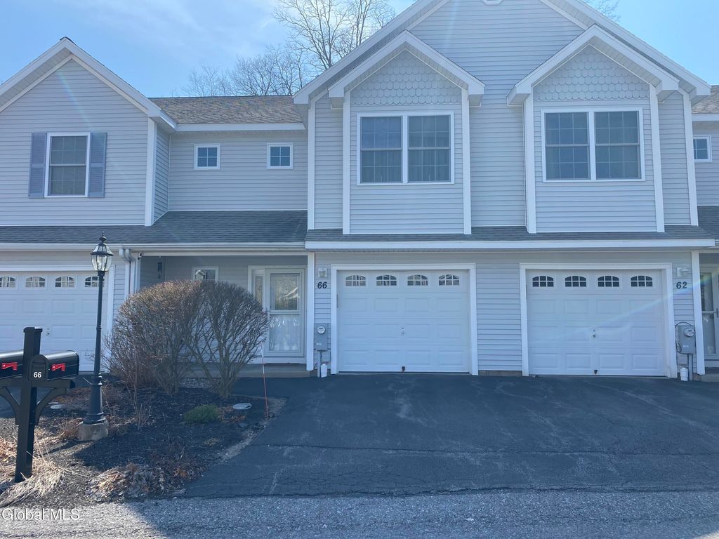 66 Cobblestone Court, Rotterdam, NY 12306