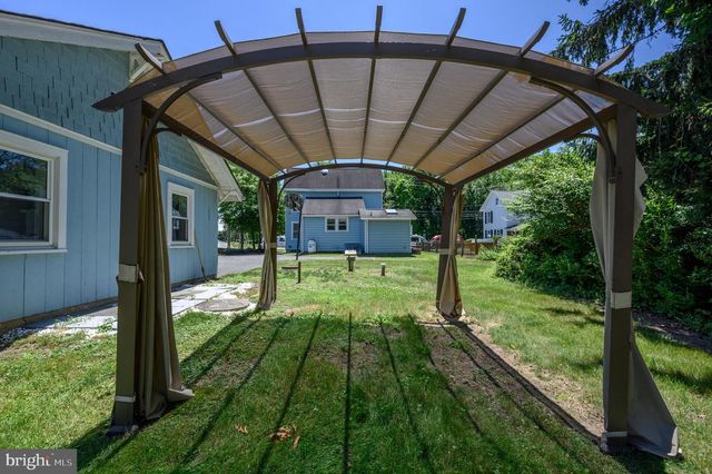 1714 OLD TRENTON RD, Princeton Junction, NJ 08550