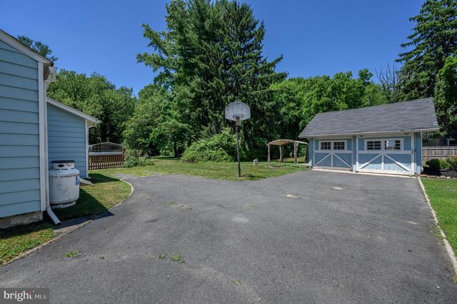 1714 OLD TRENTON RD, Princeton Junction, NJ 08550