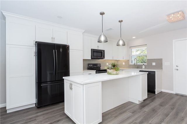 2800 INDIAN RIVER Boulevard G8, Vero Beach, FL 32960