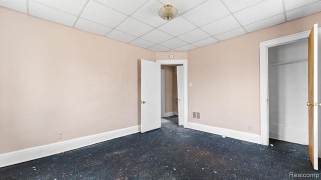 19471 Dwyer Street, Detroit, MI 48234