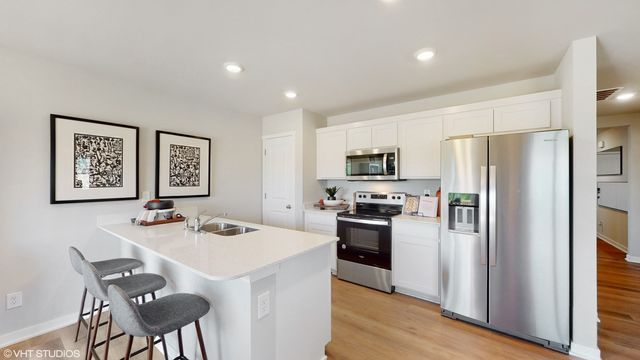 421 Kingfisher Drive, Norwalk, IA 50211