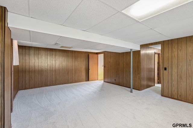 7405 elm Drive, La Vista, NE 68128