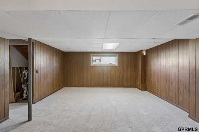 7405 elm Drive, La Vista, NE 68128