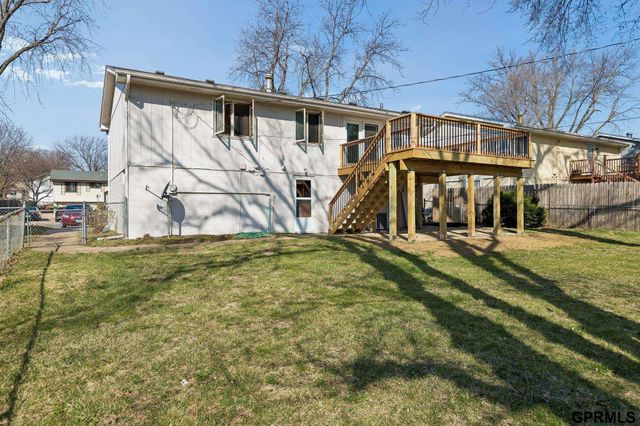 7405 elm Drive, La Vista, NE 68128