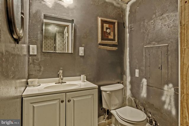 309 MOUNT VERNON ST, Camden, NJ 08103