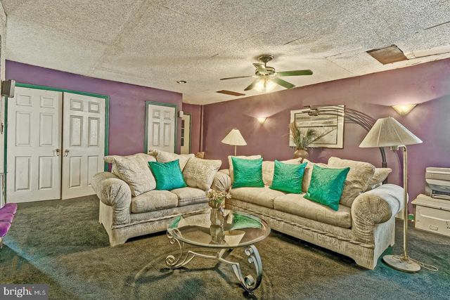 309 MOUNT VERNON ST, Camden, NJ 08103