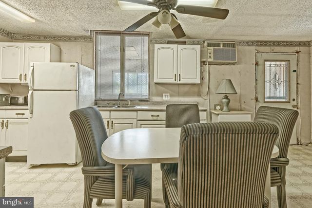 309 MOUNT VERNON ST, Camden, NJ 08103