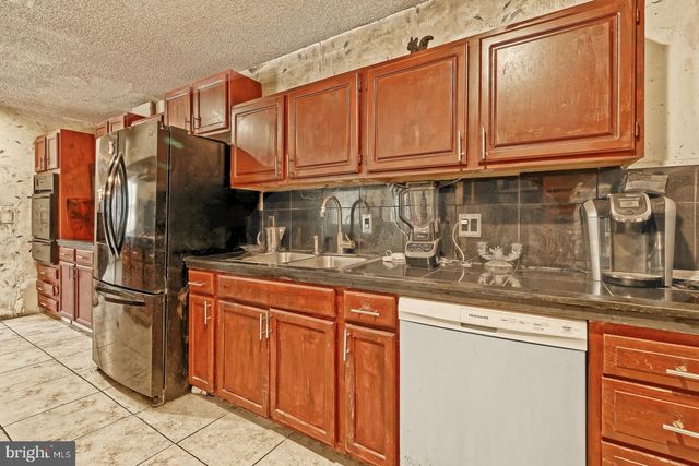 309 MOUNT VERNON ST, Camden, NJ 08103