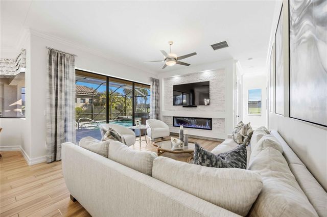 5641 ARNIE LOOP, Bradenton, FL 34211