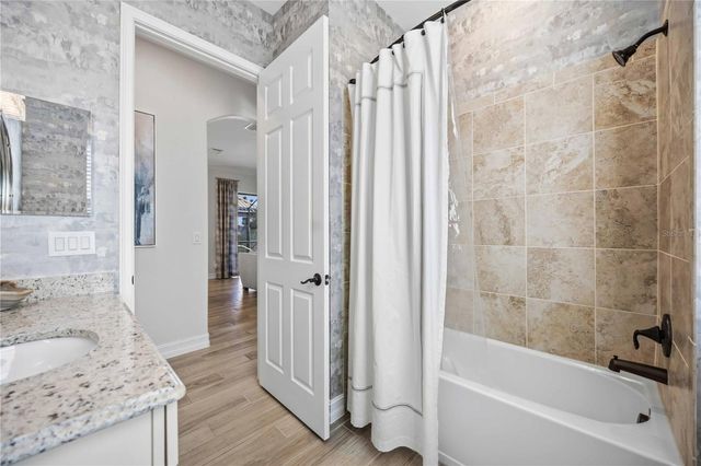 5641 ARNIE LOOP, Bradenton, FL 34211