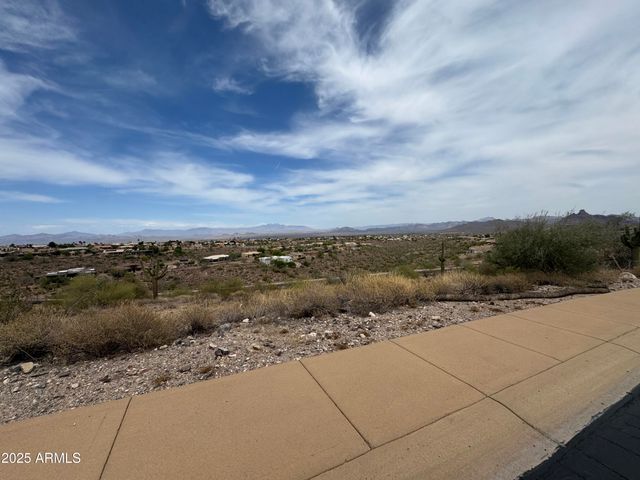 11426 N CRESTVIEW Drive 3, Fountain Hills, AZ 85268