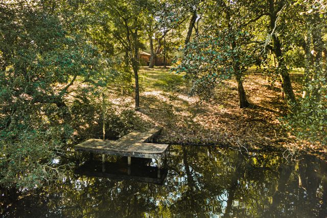 20 NW Sherwood Road, Fort Walton Beach, FL 32547