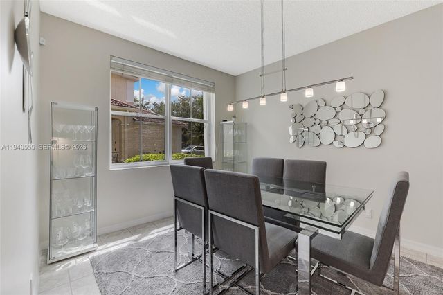 630 Vista Meadows Dr 0, Weston, FL 33327