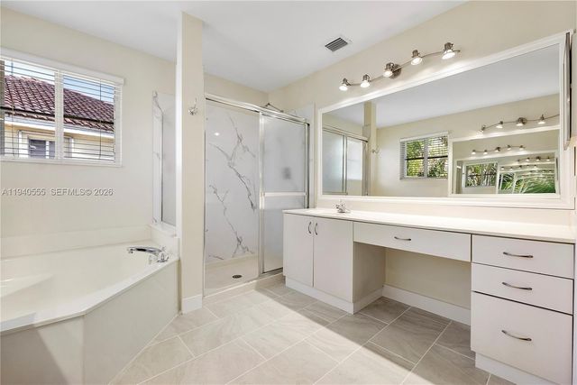 630 Vista Meadows Dr 0, Weston, FL 33327