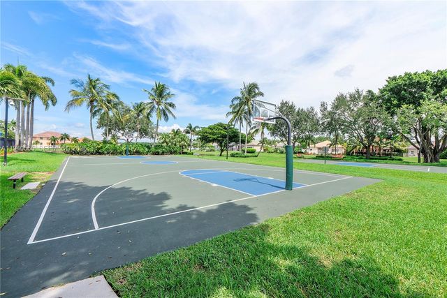 630 Vista Meadows Dr 0, Weston, FL 33327