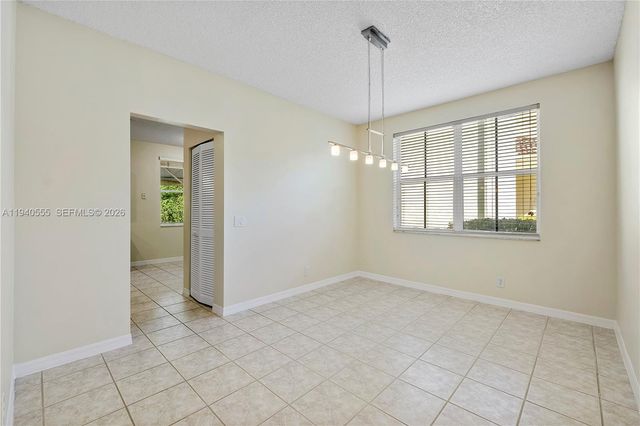 630 Vista Meadows Dr 0, Weston, FL 33327