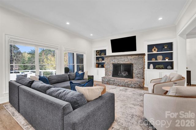 141 Stonewall Beach Lane, Mooresville, NC 28117