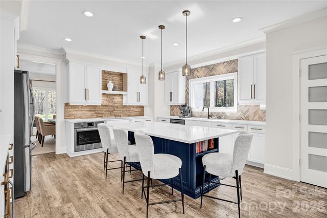 141 Stonewall Beach Lane, Mooresville, NC 28117