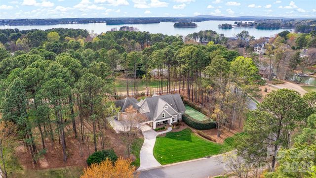 141 Stonewall Beach Lane, Mooresville, NC 28117