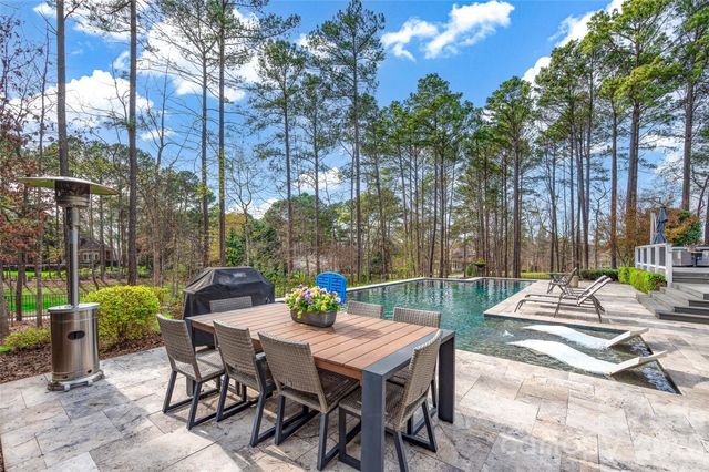 141 Stonewall Beach Lane, Mooresville, NC 28117