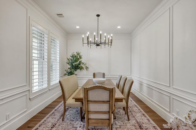 11 Clare Point Drive, The Woodlands, TX 77354
