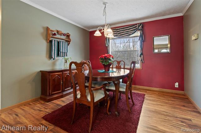 9023 Circle Lake Drive, Grand Blanc, MI 48439