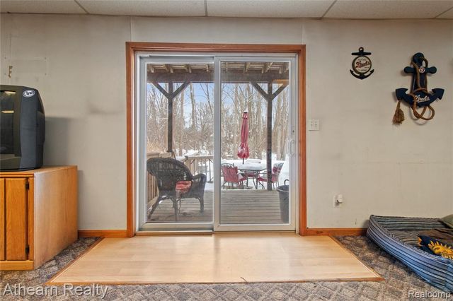 9023 Circle Lake Drive, Grand Blanc, MI 48439