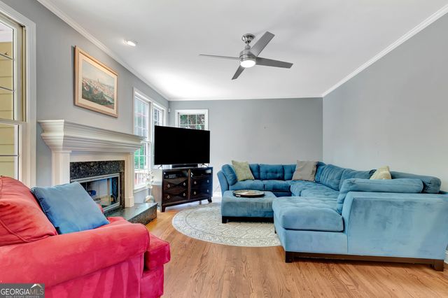 105 Arlington Tr, Fayetteville, GA 30215