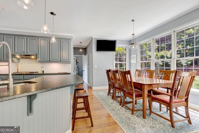 105 Arlington Tr, Fayetteville, GA 30215
