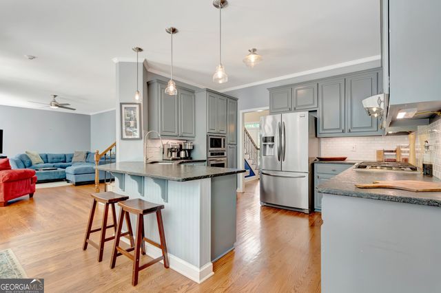 105 Arlington Tr, Fayetteville, GA 30215