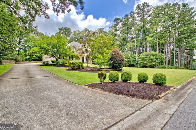 105 Arlington Tr, Fayetteville, GA 30215