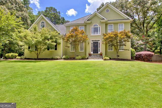 105 Arlington Tr, Fayetteville, GA 30215